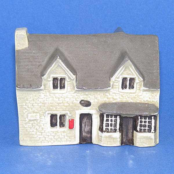 Image of Mudlen End Studio model No 40 Cotswold Post Office